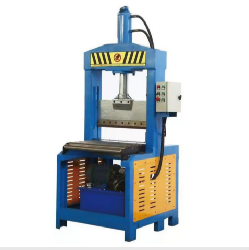 Auxiliary Equipments 2 Bale cutter